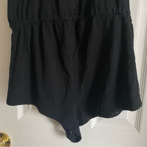 NWOT Forever 21 Romper - Picture 7 of 11